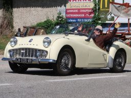 TRIUMPH TR3 